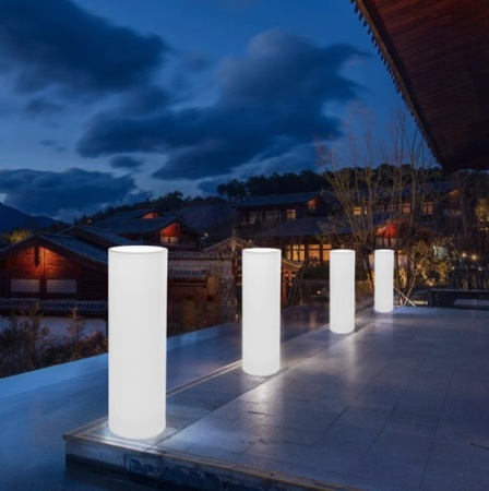 Светильник Цилиндр 40х40 питание от АКБ, RGB Светильник Цилиндр 40х40 питание от АКБ, RGB